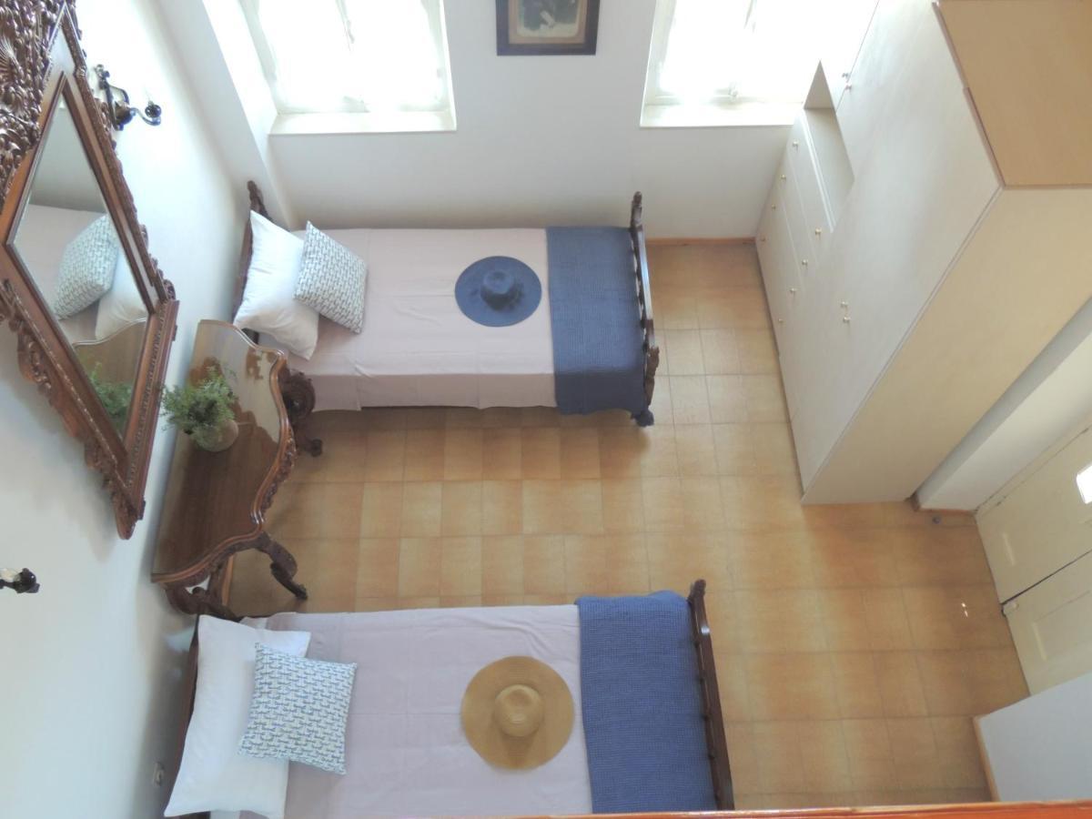 シミ Aloustina'S Houseヴィラ エクステリア 写真